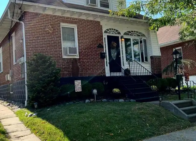 Property at 408 4th Ave, Audubon, NJ, 08106, 2 beds, 1 bath, [object Object]