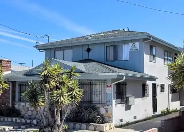 Property at 11834 Oxford Ave Unit B, Hawthorne, CA, 90250, 2 beds, 1 bath, [object Object]