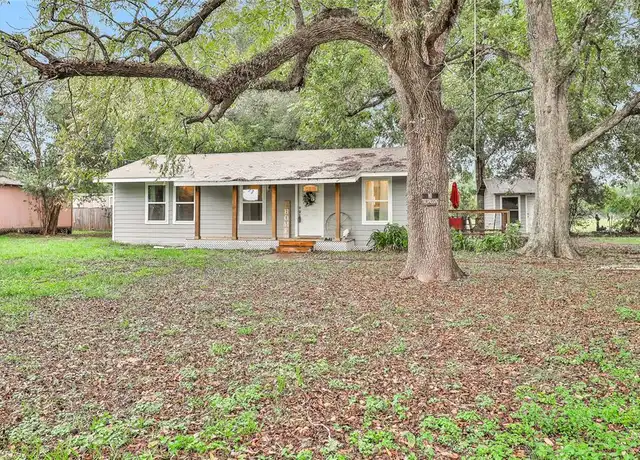 Property at 12555 Johnson Rd, Conroe, TX, 77302, 2 beds, 1 bath, [object Object]