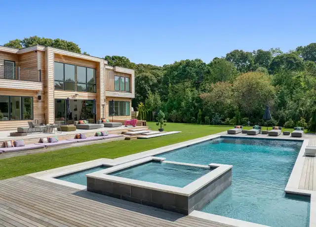 Property at 233 N Magee St, Southampton, NY, 11968, 6 beds, 6.5 baths, [object Object]