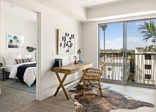 Property at 2600 S Sepulveda Blvd Unit 510, Los Angeles, CA, 90064, 4 beds, 4 baths, [object Object]