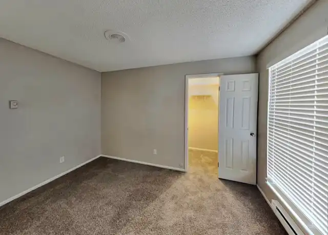 Property at 11039 Grange Creek Dr, Thornton, CO, 80233, 4 beds, 2 baths, [object Object]