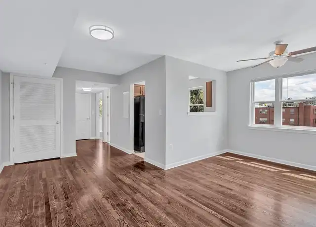 Property at Gardens of Gaithersburg - 425 N Frederick Ave, Gaithersburg, MD, 20877, 1-2 bed, 1 bath, [object Object]