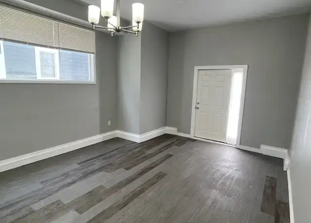 Property at 339 W 32nd St Unit 8, Indianapolis, IN, 46208, 1 bed, 1 bath, [object Object]