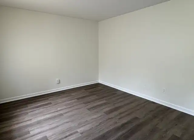Property at 5003 Bryndale Ave, Memphis, TN, 38118, 3 beds, 1.5 baths, [object Object]