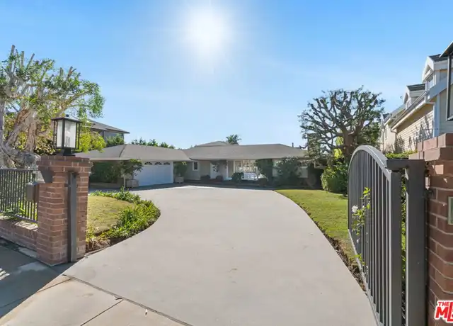 Property at 14972 Camarosa Dr, Pacific Palisades, CA, 90272, 5 beds, 4 baths, [object Object]
