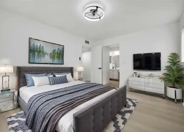 Property at 9514 N Belfort Cir #112, Tamarac, FL, 33321, 3 beds, 2 baths, [object Object]