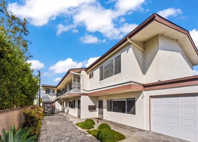 Property at 1015 Ashland Ave Unit 4, Santa Monica, CA, 90405, 2 beds, 1 bath, [object Object]