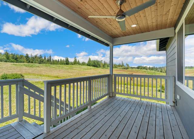Photo of 5412 Lonicera Dr, Blaine, WA 98230