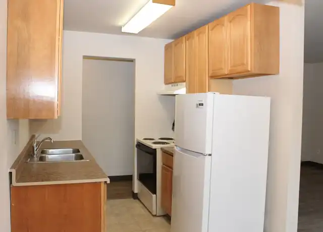 Property at Montridge Arms - 9000 20th Ave SW, Seattle, WA, 98106, 1 bed, 1 bath, [object Object]