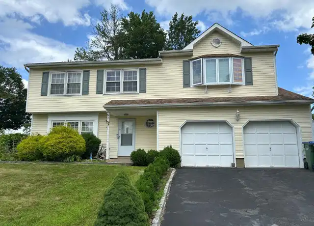Property at 26 Netherwood Cir, Edison, NJ, 08820, 4 beds, 2.5 baths, [object Object]