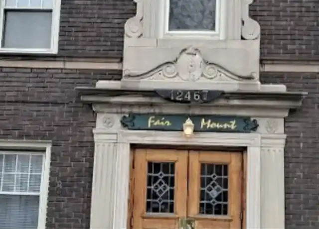 Property at 12469 Cedar Rd Unit 10, Cleveland Heights, OH, 44106, 2 beds, 1 bath, [object Object]