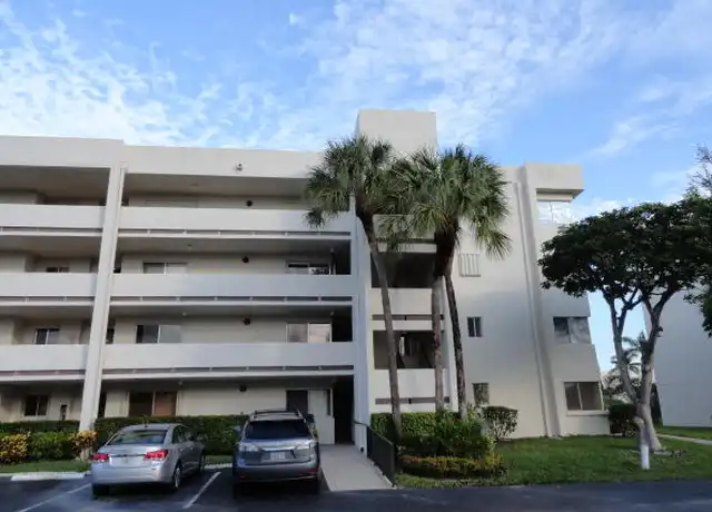 Property at 3186 Via Poinciana #201, Lake Worth, FL, 33467, 3 beds, 2 baths, [object Object]