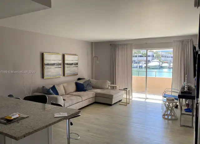 Property at 220 Kings Point Dr #106, Sunny Isles Beach, FL, 33160, 1 bed, 1 bath, [object Object]