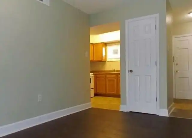 Property at 1854 Augusta Dr Unit 32, Lexington, KY, 40505, 1 bed, 1 bath, [object Object]