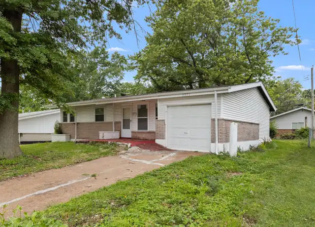Property at 2371 Vorhof Dr, Saint Louis, MO, 63136, 3 beds, 2 baths, [object Object]