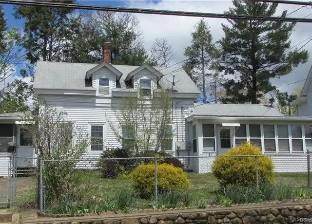 Property at 51 High St Unit 1st Floor, Stafford Springs, CT, 06076, 1 bed, 1.5 baths, [object Object]