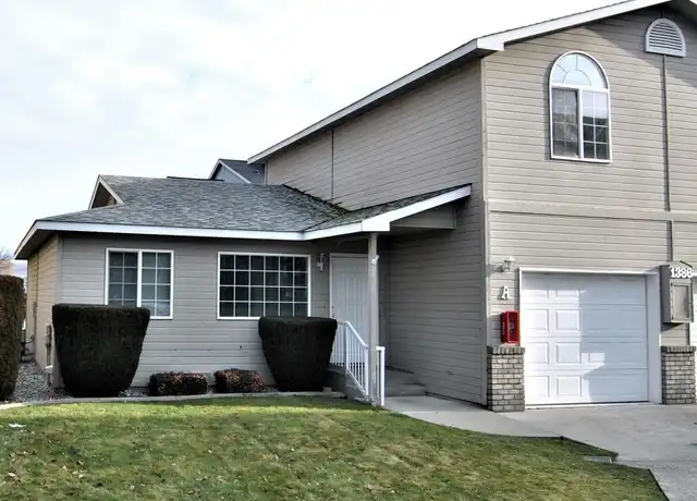 Property at 1386 Brown St Unit A, Wenatchee, WA, 98801, 3 beds, 2 baths, [object Object]