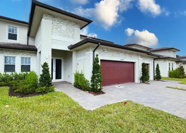 Property at 12347 Green Oak Dr, Davie, FL, 33330, 5 beds, 4.5 baths, [object Object]