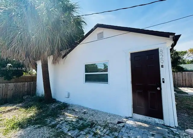 Property at 829 S L St Unit B, Lake Worth Beach, FL, 33460, 2 beds, 1 bath, [object Object]