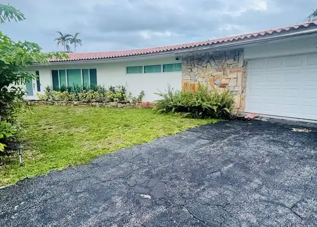 Property at 1601 N 29th Ct Unit 2, Hollywood, FL, 33020, 1 bed, 1 bath, [object Object]