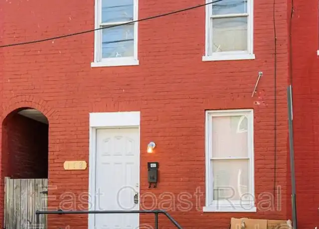 Property at 118 S Locust St, Hagerstown, MD, 21740, 2 beds, 1 bath, [object Object]