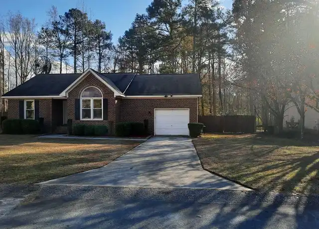 Property at 141 Windsor Ln, Raeford, NC, 28376, 3 beds, 2 baths, [object Object]
