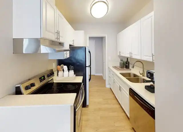 Property at Chateau La Fayette - 233 S La Fayette Park Pl, Los Angeles, CA, 90057, 0 beds, 1 bath, [object Object]