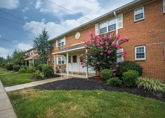 Property at Riverside Garden - 300 Whittaker St, Riverside, NJ, 08075, 1 bed, 1 bath, [object Object]