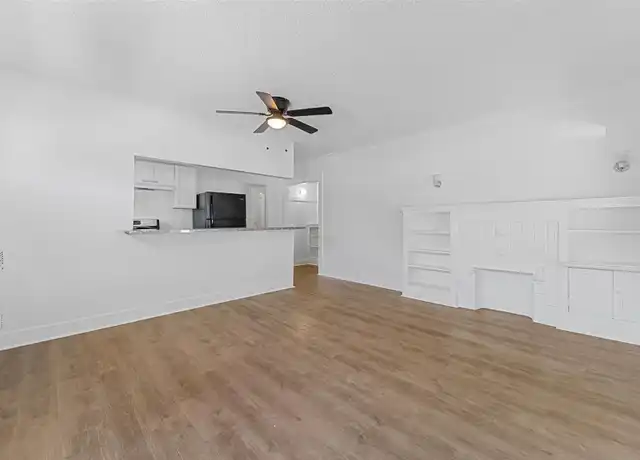 Property at 1405 Cedar Ave Unit 1405, Long Beach, CA, 90813, 3 beds, 1 bath, [object Object]