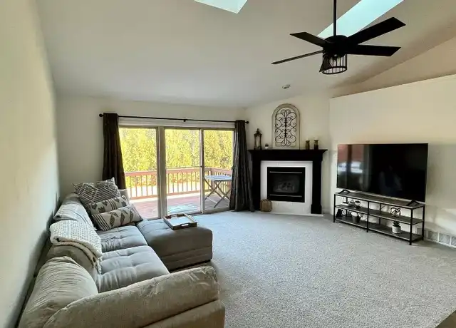 Property at 825 Rundquist Way Unit 825, Kimberly, WI, 54136, 3 beds, 2.5 baths, [object Object]