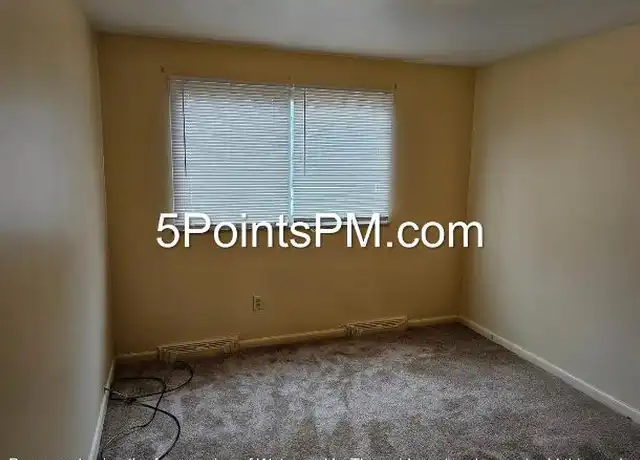 Property at 18051 Lake Shore Blvd, Cleveland, OH, 44119, 1 bed, 1 bath, [object Object]