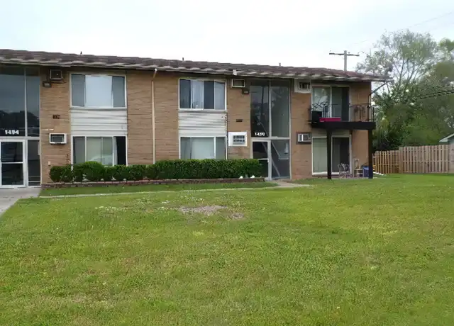 Property at 1490 Nancywood Dr Unit 11, Waterford Township, MI, 48327, 1 bed, 1 bath, [object Object]
