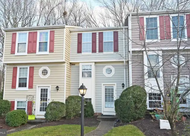 Property at 1613 Fieldthorn Dr, Reston, VA, 20194, 3 beds, 2 baths, [object Object]