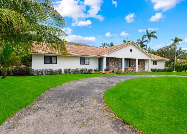 Property at 949 Seagate Dr, Delray Beach, FL, 33483, 3 beds, 4 baths, [object Object]