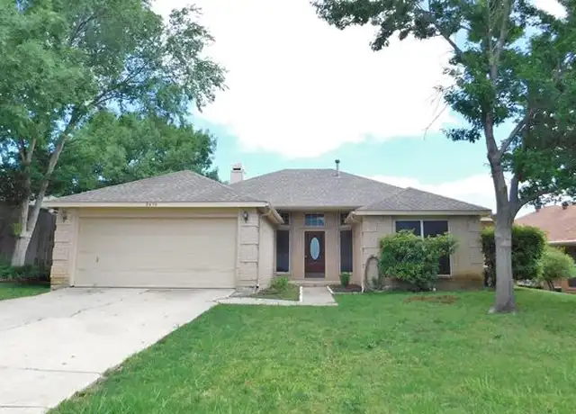 Property at 2409 Westview Trl, Denton, TX, 76207, 3 beds, 2 baths, [object Object]