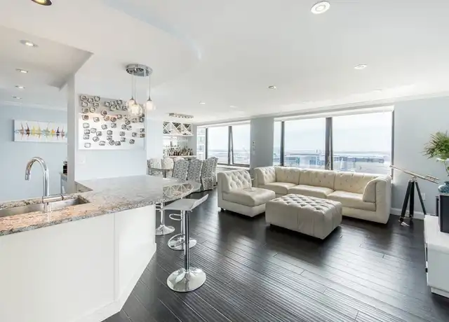 Property at 85 E India Row Unit 35F, Boston, MA, 02110, 2 beds, 2.5 baths, [object Object]