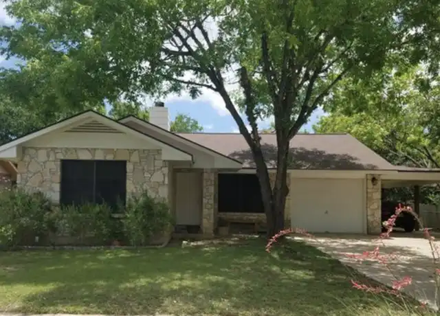Property at 135 Bluebonnet Cir, Boerne, TX, 78006, 2 beds, 2 baths, [object Object]