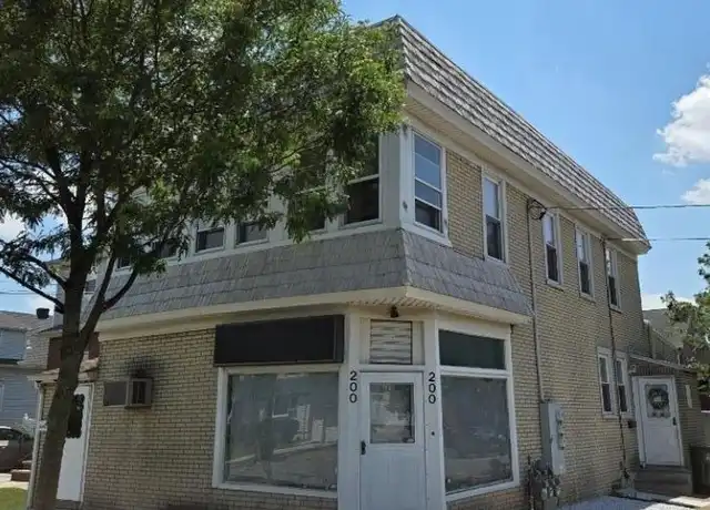 Property at 200 Jefferson Ave Unit 1-1, Linden, NJ, 07036, 2 beds, 1 bath, [object Object]