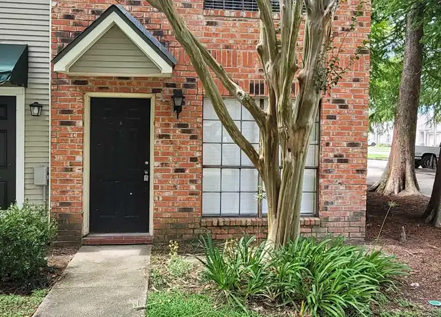 Property at 910 W Macci St Unit A, Gonzales, LA, 70737, 2 beds, 1.5 baths, [object Object]