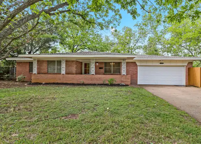 Property at 1618 University Dr, Arlington, TX, 76013, 4 beds, 3 baths, [object Object]