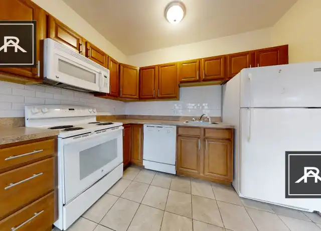 Property at 1137 Commonwealth Ave Unit 2, Boston, MA, 02215, 3 beds, 1.5 baths, [object Object]