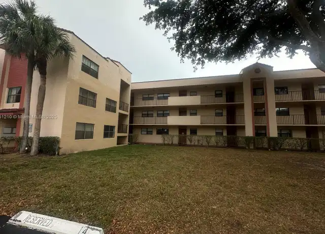 Property at 3252 Foxcroft Rd #110, Miramar, FL, 33025, 2 beds, 2 baths, [object Object]