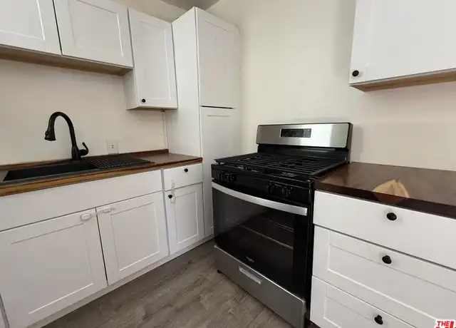 Property at 4107 Wade St, Los Angeles, CA, 90066, 2 beds, 1 bath, [object Object]