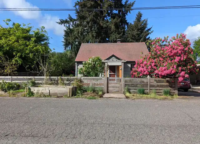 Property at 5404 SE Malden Dr, Portland, OR, 97206, 4 beds, 2 baths, [object Object]