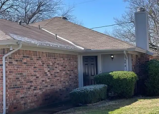 Property at 308 Briar Cir W, Crowley, TX, 76036, 2 beds, 1 bath, [object Object]