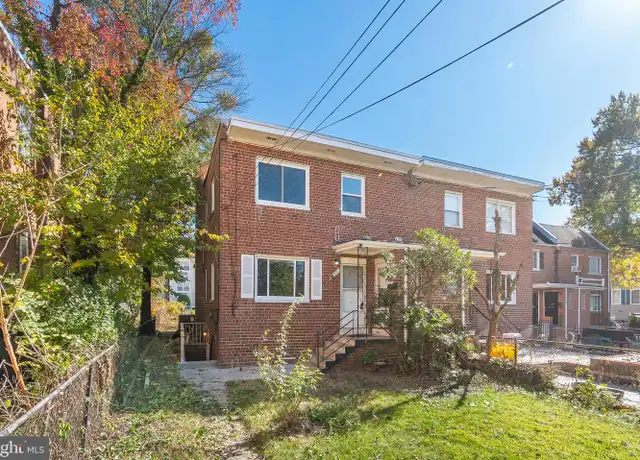 Property at 869 Bellevue St SE Unit 2, Washington, DC, 20032, 2 beds, 1 bath, [object Object]