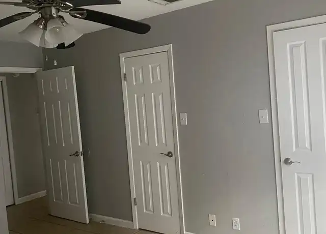 Property at 1810 Nicole Cir Unit B, Round Rock, TX, 78664, 2 beds, 1 bath, [object Object]