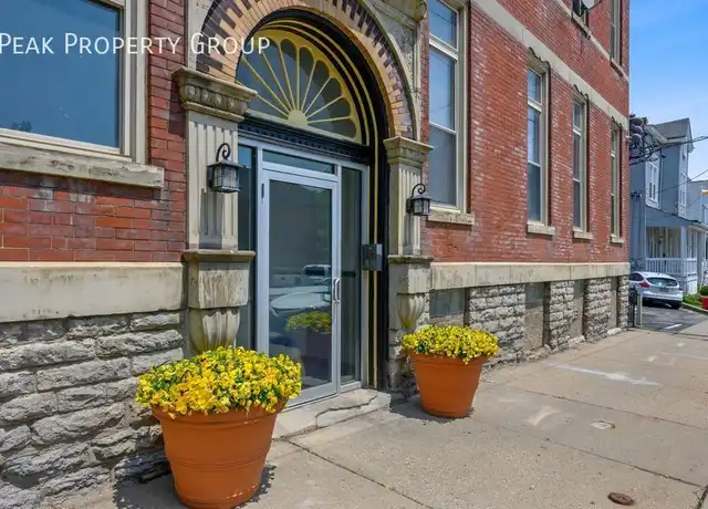 Property at 1506 William Howard Taft Rd Unit 9, Cincinnati, OH, 45206, 2 beds, 1 bath, [object Object]