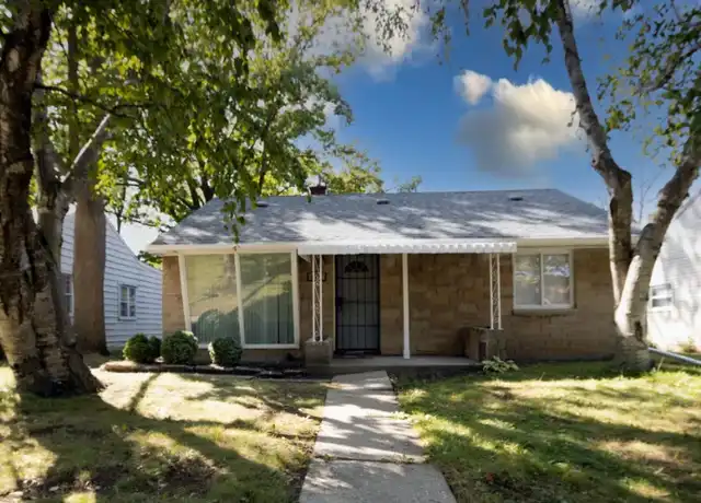 Property at 5817 N 32nd St, Milwaukee, WI, 53209, 3 beds, 1 bath, [object Object]